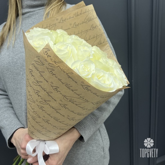 Букет из 15 белых роз Альба 50см