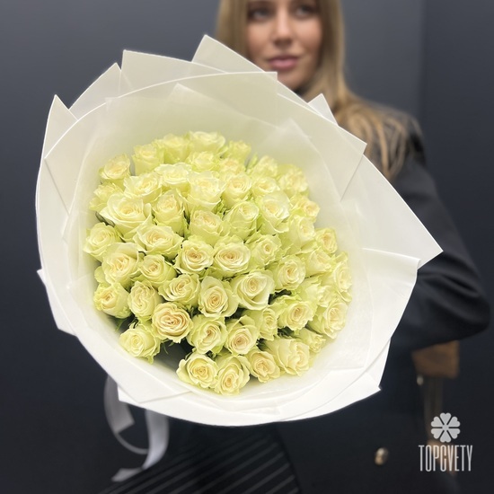 Букет из 51 белой розы 