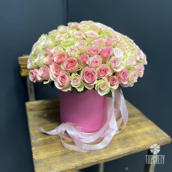 Композиция  из 151 розовой розы в коробке