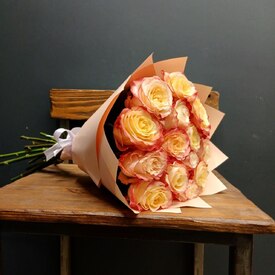 Букет из 15 роз Кабарет 50см