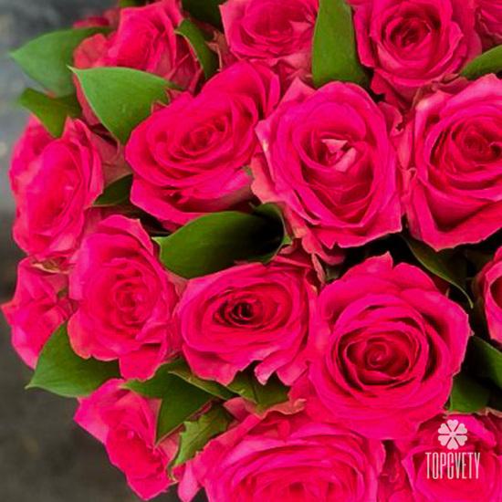 Композиция из 35 розовых роз в коробке