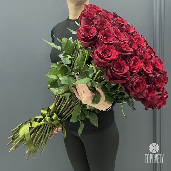 Букет из 51 красной розы 70см