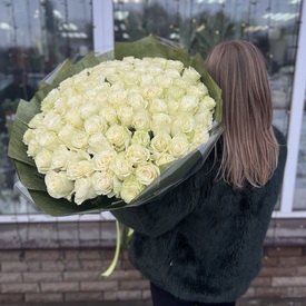Букет из 101 белой розы Мондиаль 70см