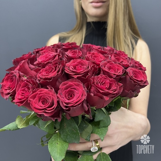 Букет из 25 красных роз 40см